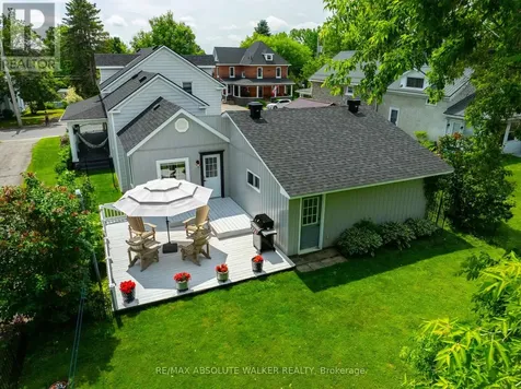 652 Henry Street West Prescott ON K0E 1T0