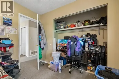 80 Maclennan Avenue Hamilton ON L8V 1X6