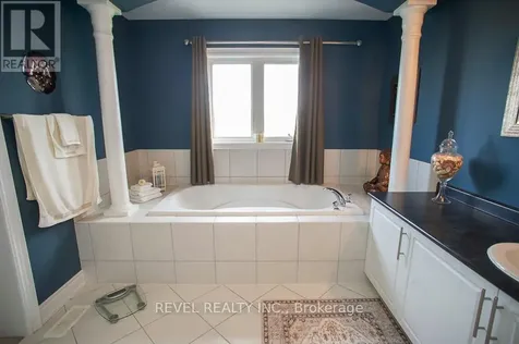 10 Bisset Avenue Brantford ON N3T 0H2