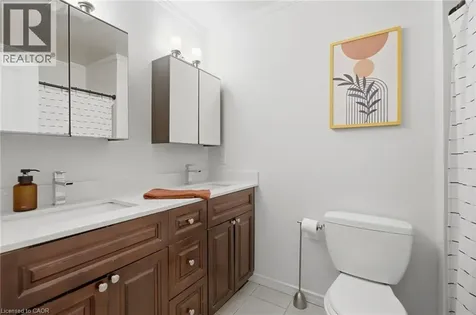 37 Melissa Crescent Waterdown ON L9H 7C5