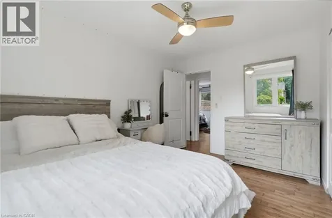 37 Melissa Crescent Waterdown ON L9H 7C5