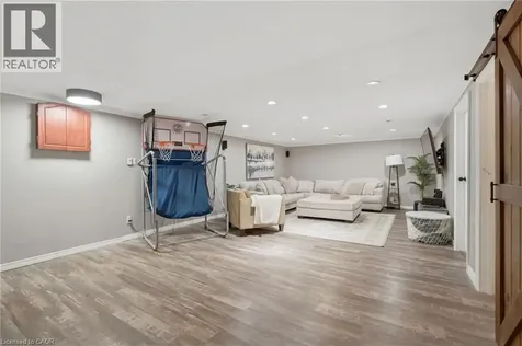 37 Melissa Crescent Waterdown ON L9H 7C5