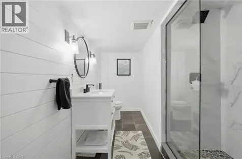 37 Melissa Crescent Waterdown ON L9H 7C5