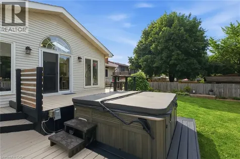 37 Melissa Crescent Waterdown ON L9H 7C5