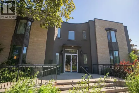 1309 King Street Hamilton ON L8M 1H2