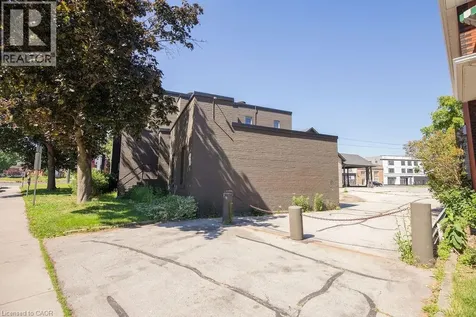 1309 King Street Hamilton ON L8M 1H2