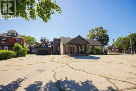 1309 King Street Hamilton ON L8M 1H2