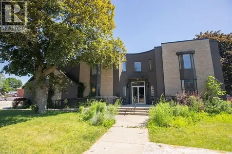 1309 King Street Hamilton ON L8M 1H2