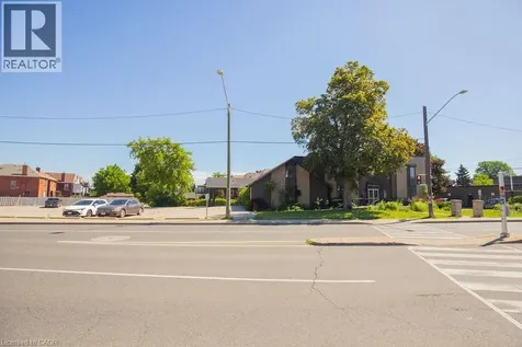 1309 King Street Hamilton ON L8M 1H2