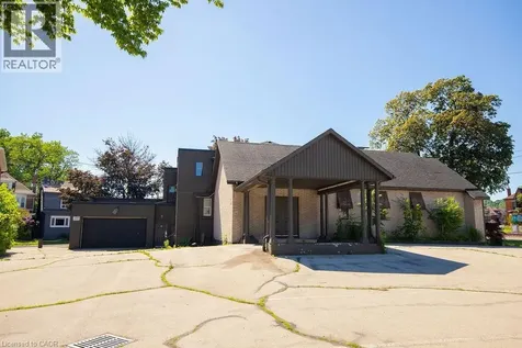 1309 King Street Hamilton ON L8M 1H2