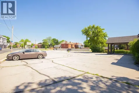 1309 King Street Hamilton ON L8M 1H2