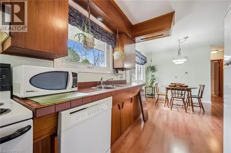 106 Ruskview Road Kitchener ON N2M 4S3