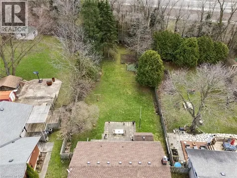 106 Ruskview Road Kitchener ON N2M 4S3