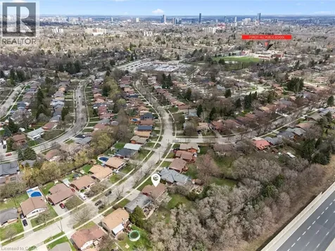 106 Ruskview Road Kitchener ON N2M 4S3