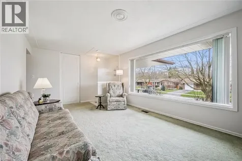 106 Ruskview Road Kitchener ON N2M 4S3