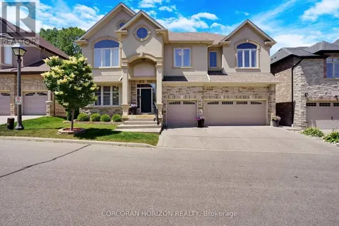 258 Edgewater Crescent Kitchener ON N2A 4M2