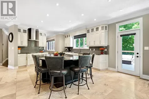 258 Edgewater Crescent Kitchener ON N2A 4M2