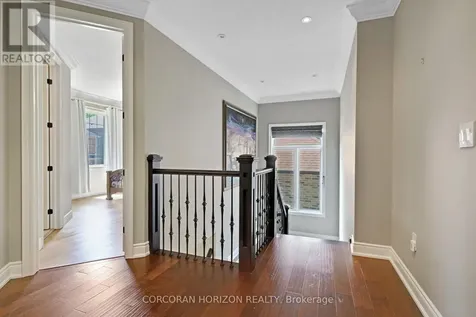 258 Edgewater Crescent Kitchener ON N2A 4M2