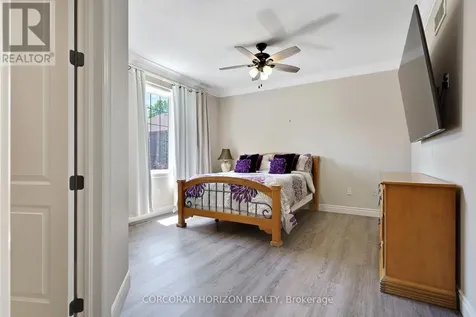 258 Edgewater Crescent Kitchener ON N2A 4M2