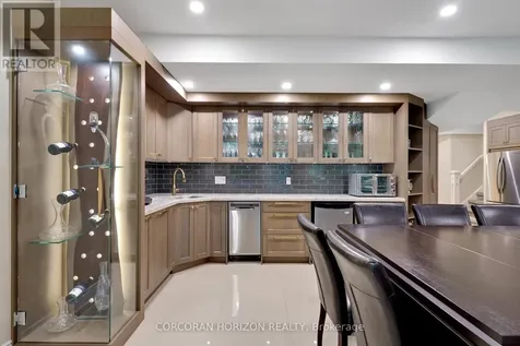 258 Edgewater Crescent Kitchener ON N2A 4M2