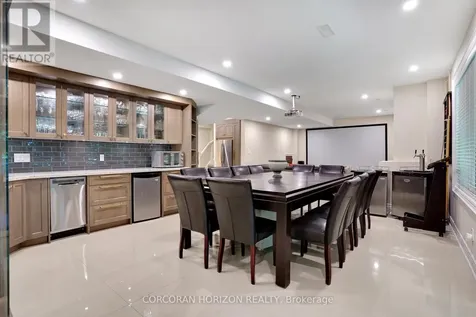 258 Edgewater Crescent Kitchener ON N2A 4M2