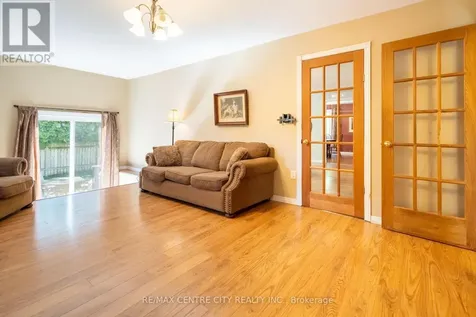 176 Eastman Avenue Adelaide Metcalfe ON N7G 3K1