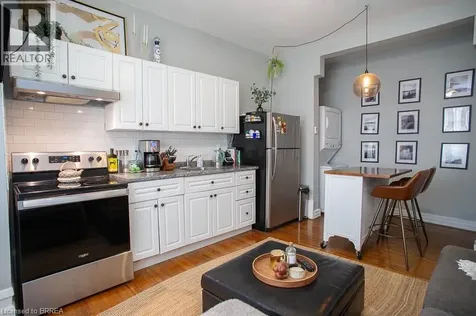 193 Chatham Street Brantford ON N3S 4G6