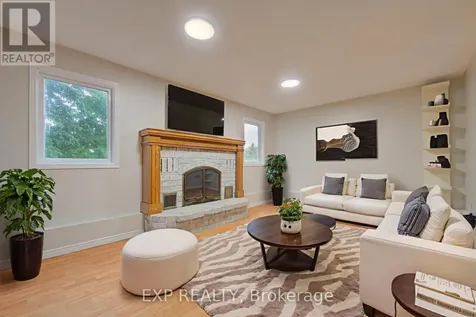 379 Veronica Drive Kitchener ON N2A 2R8