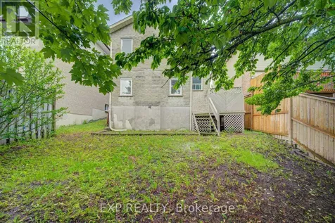 379 Veronica Drive Kitchener ON N2A 2R8