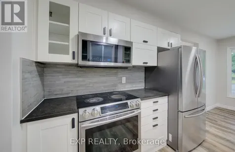 379 Veronica Drive Kitchener ON N2A 2R8