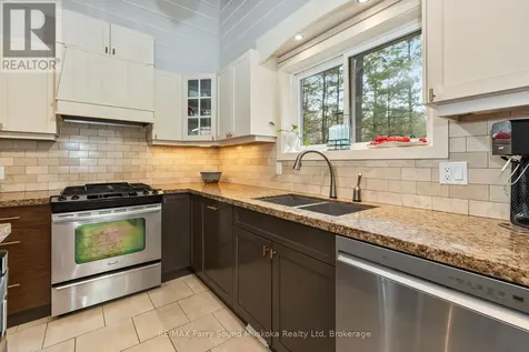 11 Brenda Avenue Parry Sound ON P2A 2Y9