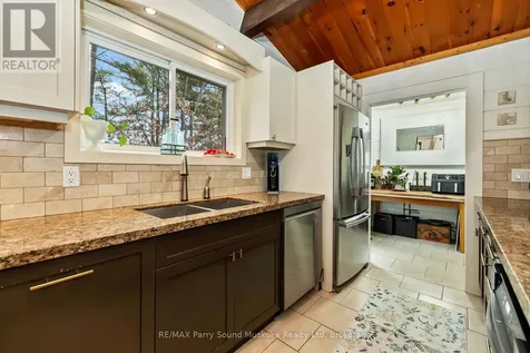 11 Brenda Avenue Parry Sound ON P2A 2Y9