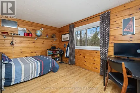 11 Brenda Avenue Parry Sound ON P2A 2Y9