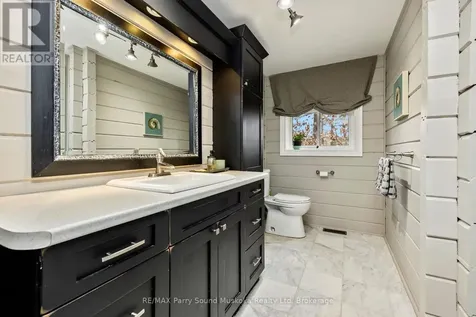 11 Brenda Avenue Parry Sound ON P2A 2Y9