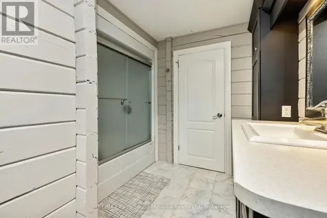 11 Brenda Avenue Parry Sound ON P2A 2Y9