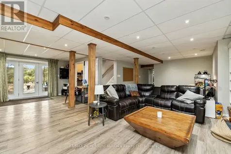 11 Brenda Avenue Parry Sound ON P2A 2Y9