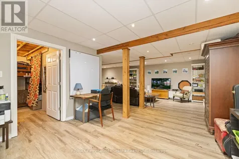 11 Brenda Avenue Parry Sound ON P2A 2Y9