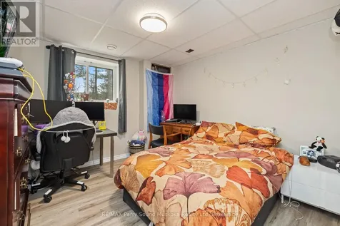 11 Brenda Avenue Parry Sound ON P2A 2Y9