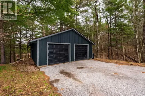 11 Brenda Avenue Parry Sound ON P2A 2Y9