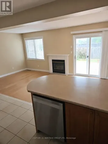 44 Starr Crescent Aurora ON L4G 7X3