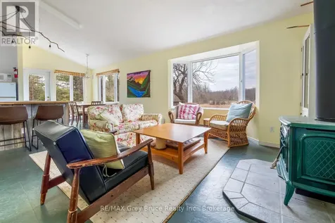 65 Lawrence Road South Bruce Peninsula ON N0H 2T0