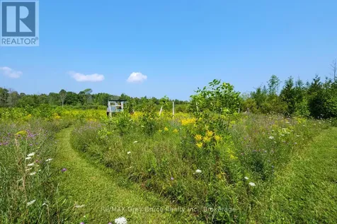 65 Lawrence Road South Bruce Peninsula ON N0H 2T0
