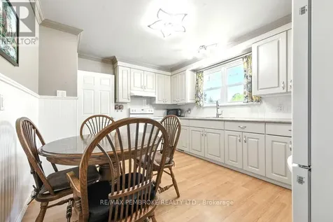 335 Willard Street Pembroke ON K8A 3T8