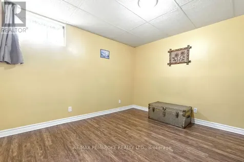 335 Willard Street Pembroke ON K8A 3T8