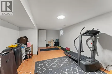 1571 Goyeau Windsor ON N8X 3L5
