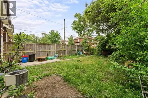 1571 Goyeau Windsor ON N8X 3L5