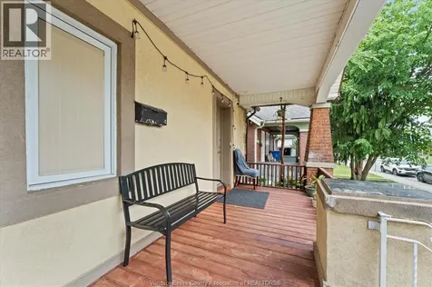 1571 Goyeau Windsor ON N8X 3L5