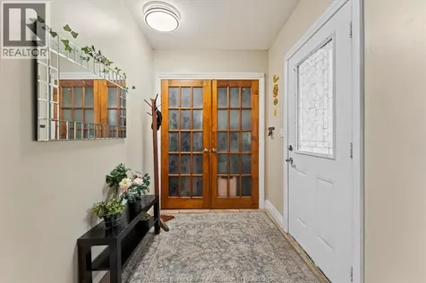 1571 Goyeau Windsor ON N8X 3L5