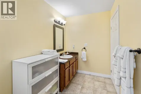 56 Anfred Street Leamington ON N8H 5L3