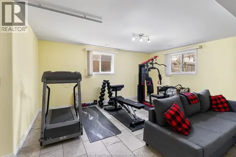 56 Anfred Street Leamington ON N8H 5L3